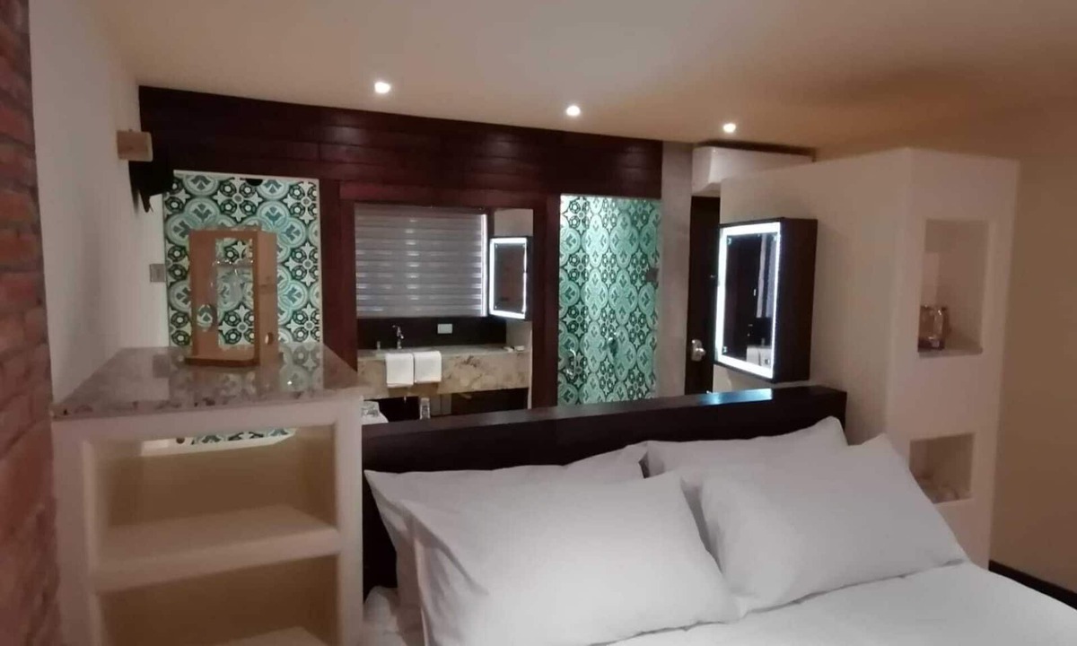 Valle de Guadalupe Hotel | Hotel Boutique Kpricho