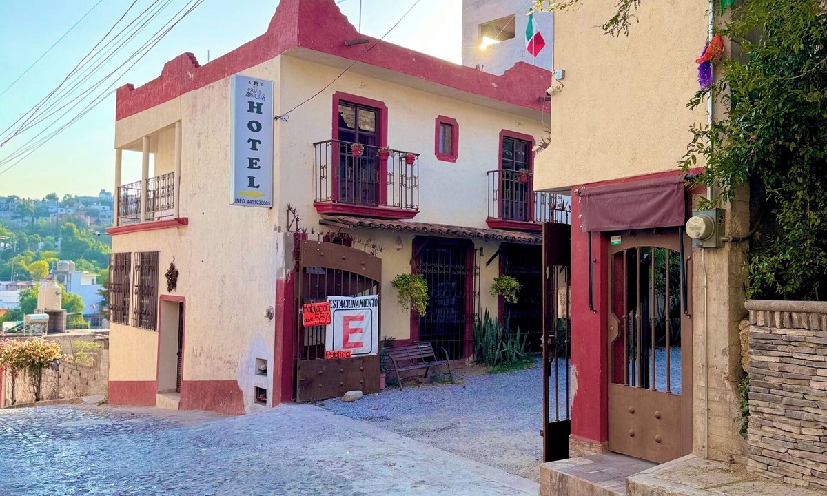 Bernal Hotel | Hotel Casa de los Abuelos