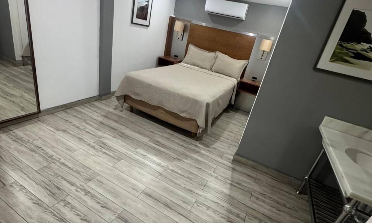 Playas De Tijuana Hotel | Hotel Colonial Inn