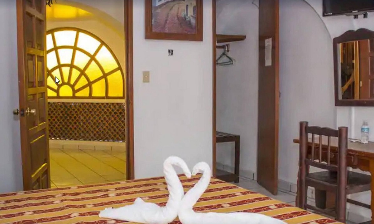 Manzanillo Hotel | Hotel Colonial