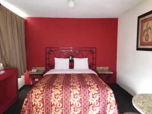 La Joya Hotel | Hotel Descanso Inn