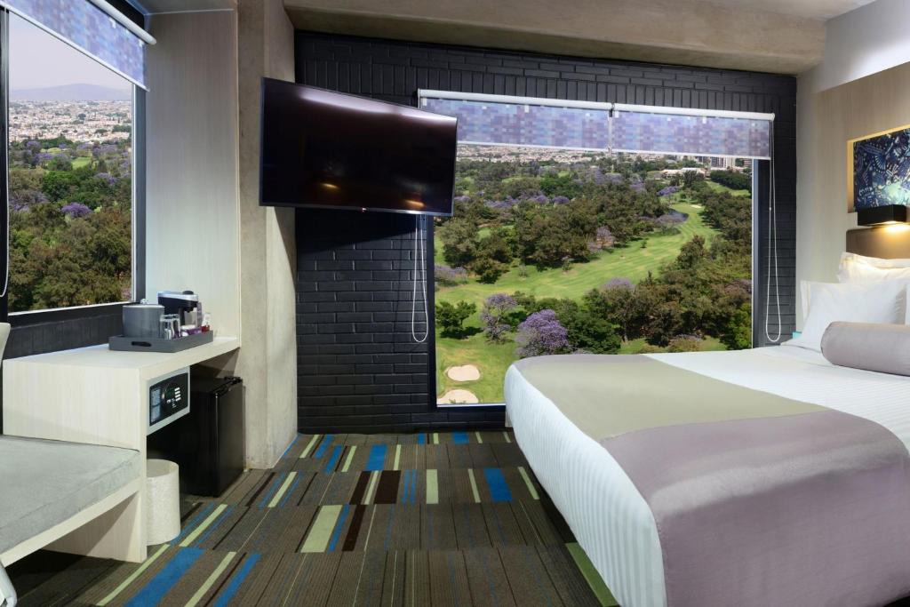 Providencia Hotel | Hotel Guadalajara Country Club by HNF