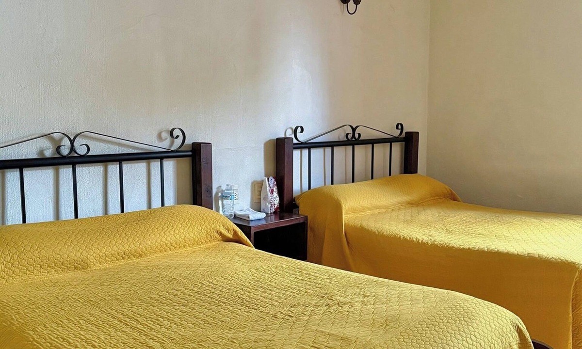 Tuxtla Gutierrez Hotel | Hotel in Tuxtla with comfortable rooms and a family-friendly, pet-friendly.