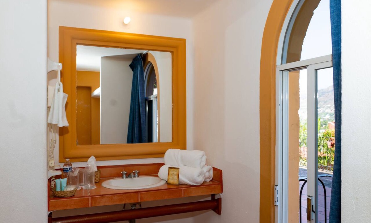 Playa la Madera Hotel | Hotel Irma