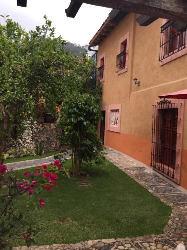 San Sebastian del Oeste Hotel | Hotel Mansion Real