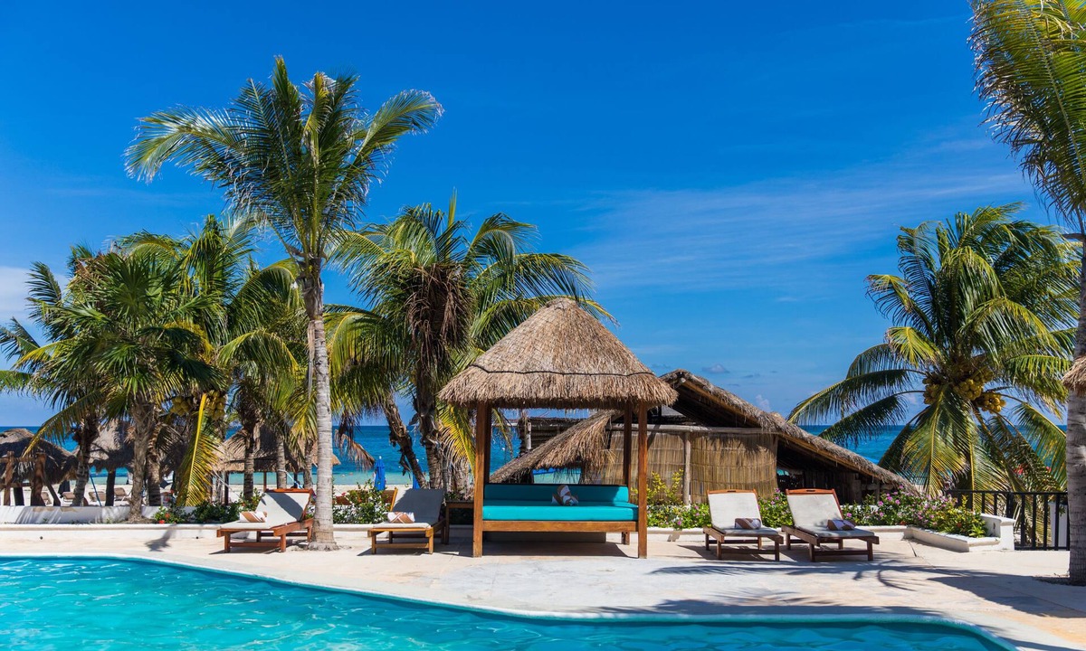 Puerto Morelos Hotel | Hotel Ojo de Agua