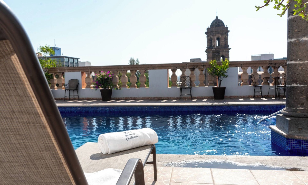 Downtown Guadalajara Hotel | Hotel Santiago de Compostela