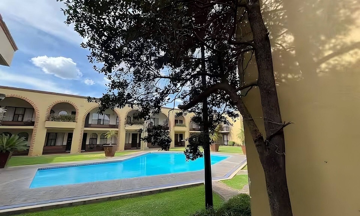 Morelia Hotel | Hotel Villa Capri, 2 double beds 4 Guests
