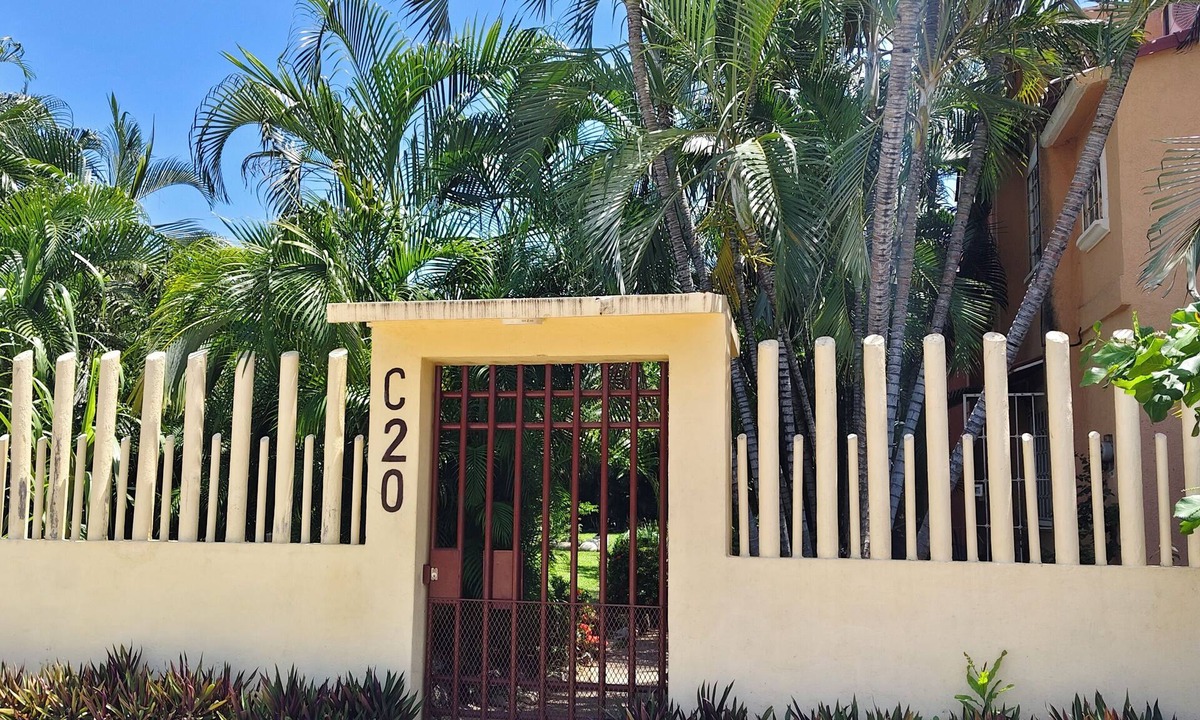 Centro House | House in Ixtapa, Zihuatanejo, your vacation with sun, sea and sand, in a safe place.