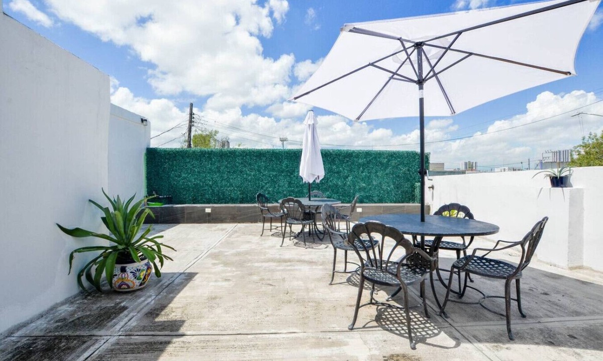 Monterrey Centro House | ¡House in Santa Lucía! 12 guests + Wifi 3BR|3.5br