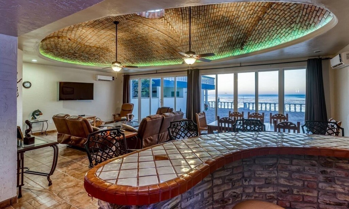 Cholla Bay House | Huge Beachfront Property