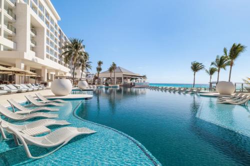 Punta Cancun Resort | Hyatt Zilara Cancun - All Inclusive - Adults Only