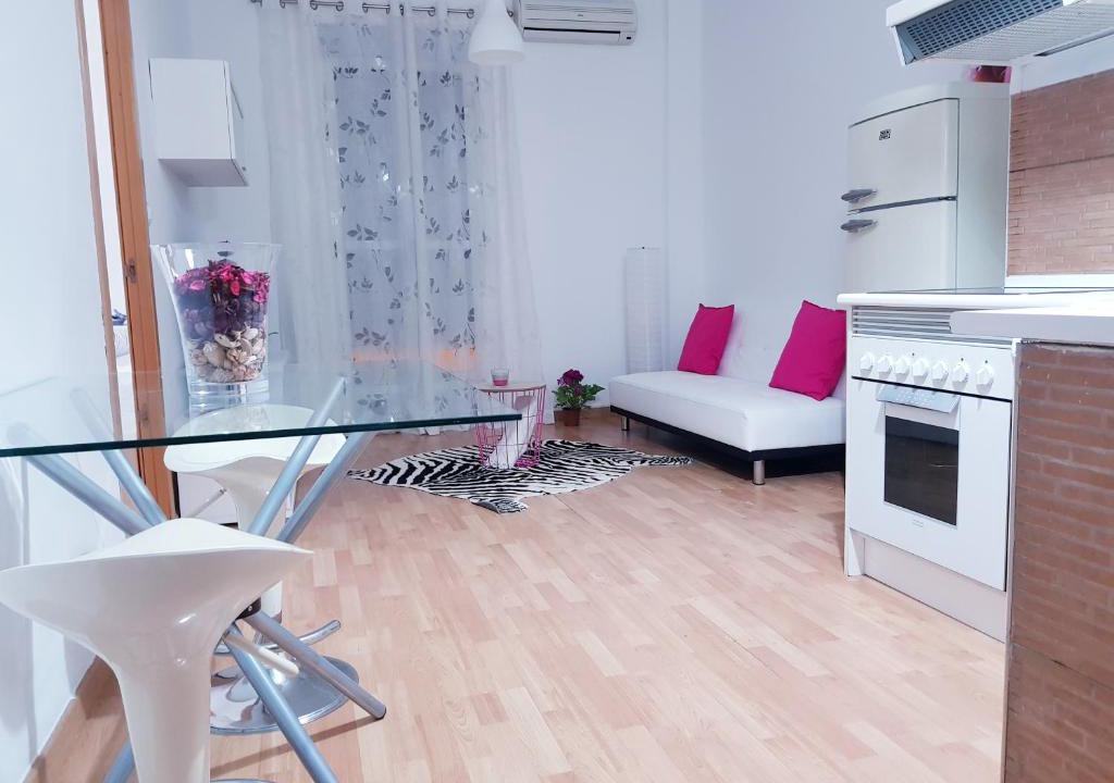 La Saidia Apartment | IDEAL Y CERCA DEL CASCO ANTIGUO.NEAR OLD TOWN.