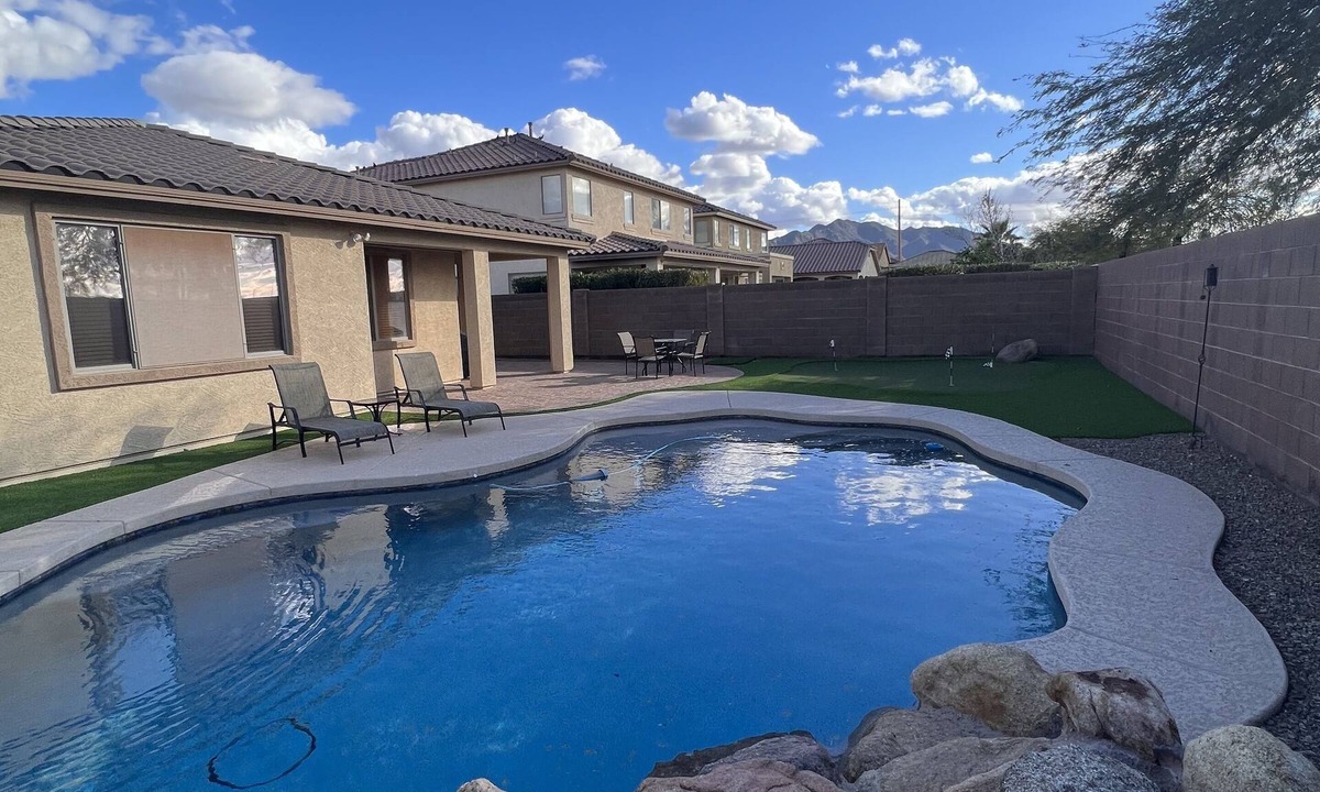 Seville House | Immense Family Sized Home w/Pool, Home Office, and Putting Green!