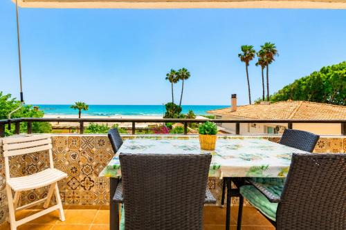 El Puig de Santa Maria Apartment | Isola Beachside Apartment