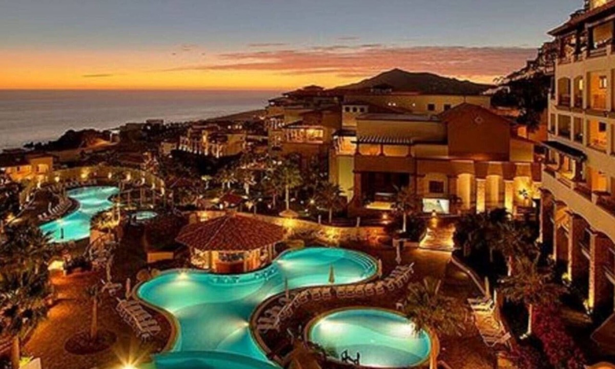 Paraiso Escondido Cabin | Junior Suite @ Pueblo Bonito Sunset Beach Sleeps 4