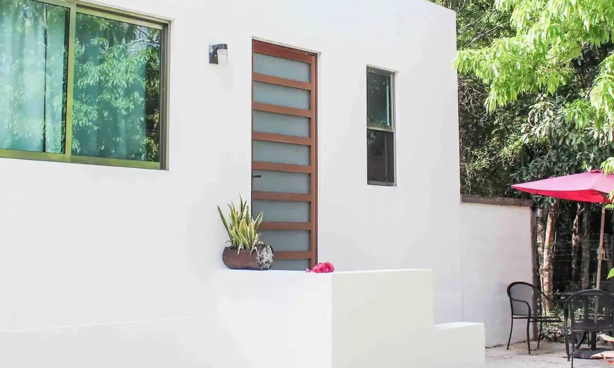 Akumal House | King Bungalow Guest House in Small Gated Community