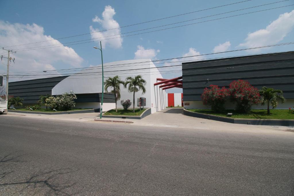 Tuxtla Gutierrez Hotel | La Isla Auto Hotel