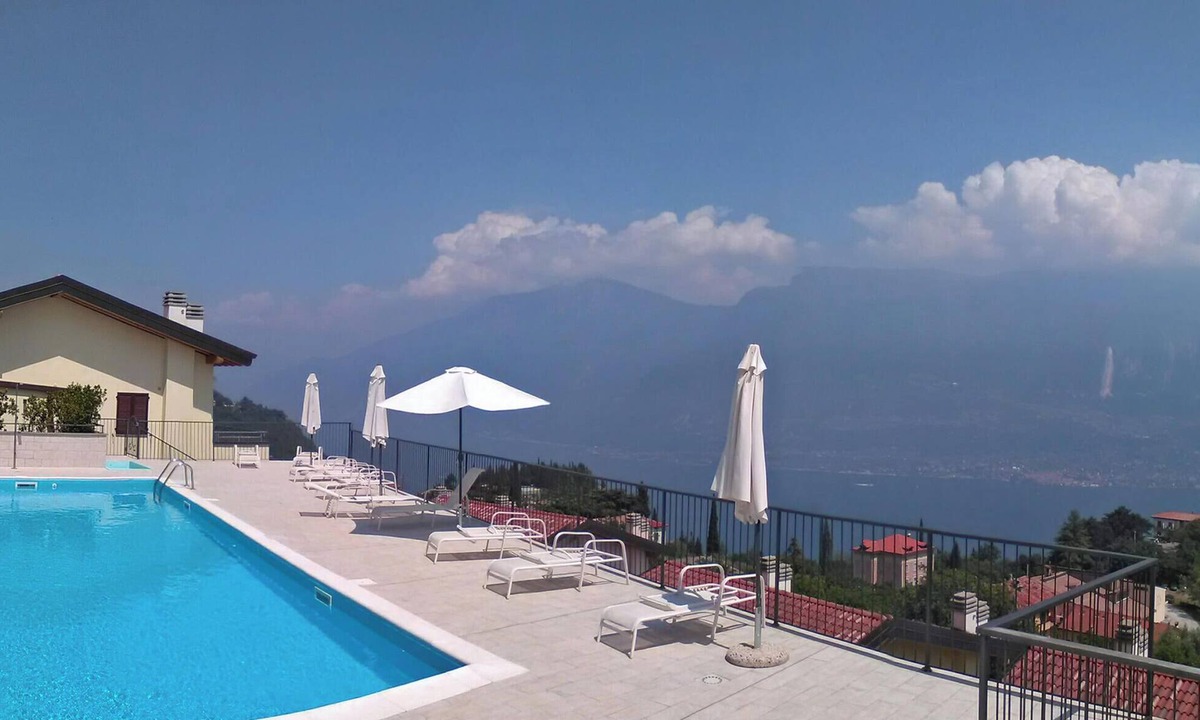 Pieve Apartment | La Quiete 24 Holideal Apartment Lake view