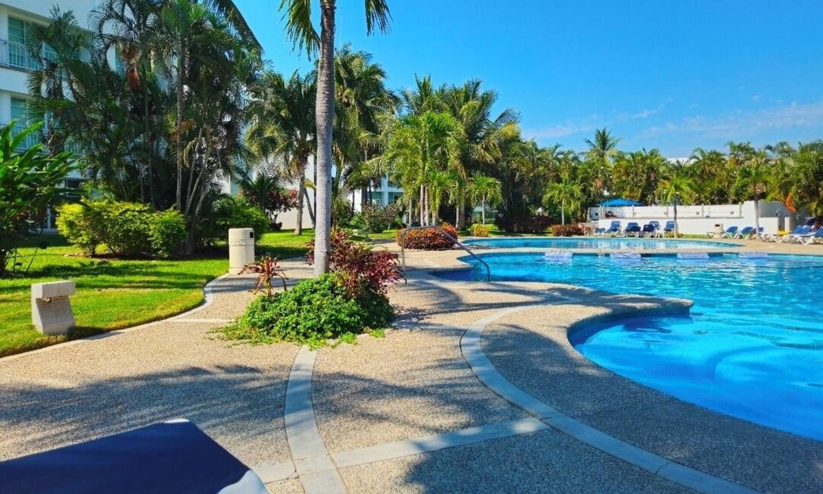 La Poza Apartment | Lake 203 Mayan Lakes House in Acapulco's Diamond Zone
