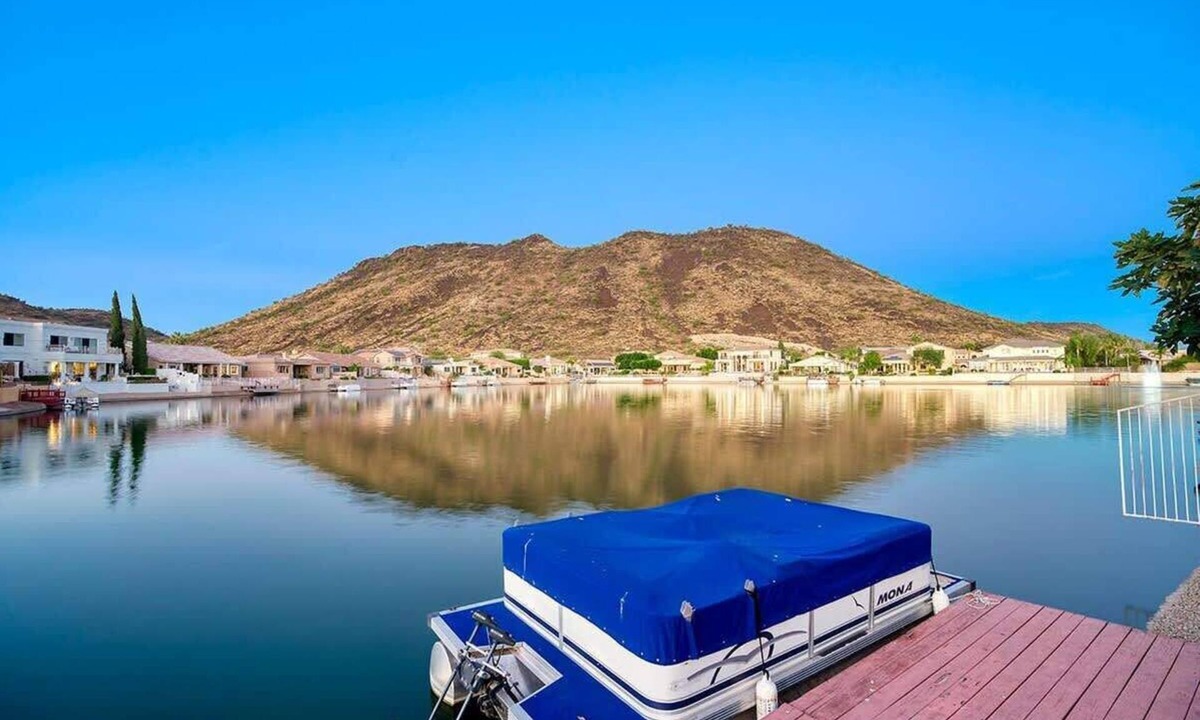Arrowhead Ranch House | Lakefront Townhome: Private Dock, Pool & Views