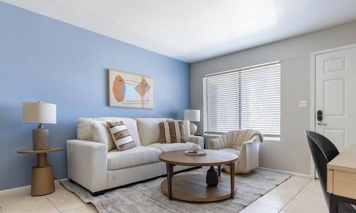 Maryvale Apartment | Landing | Incredible 1BD in Maryvale Village