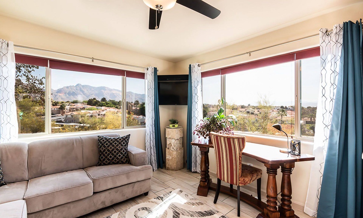 Tucson House | LE RENDEZ-VOUS CATALINA POOL APARTMENT BEAUTIFUL MOUNTAIN VIEW