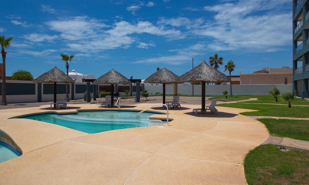 Las Conchas Condo | Linda Vista 105 (2Bedroom-2Bathroom) By FMI Rentals