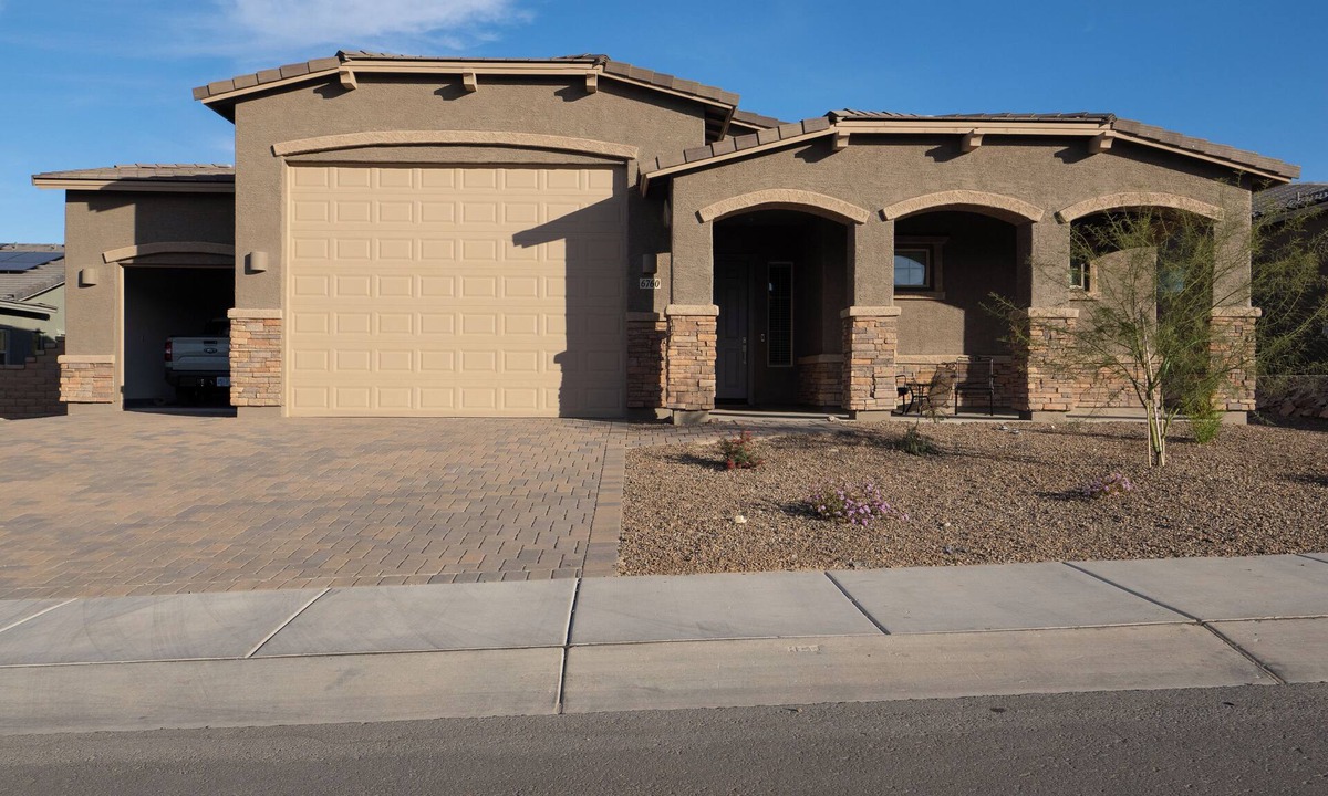 Dove Mountain House | Los Saguaros at Dove Mountain: 3BD/2BA, Putting Green AND backs the golf course!