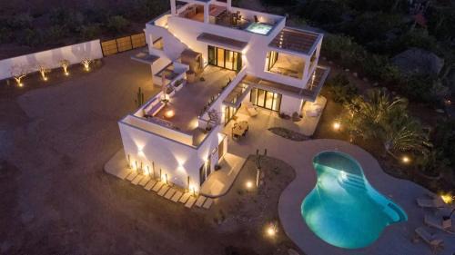 Cerritos House | Los Torotes Villa Heated Pool Cold Plunge Hot Tub Sauna