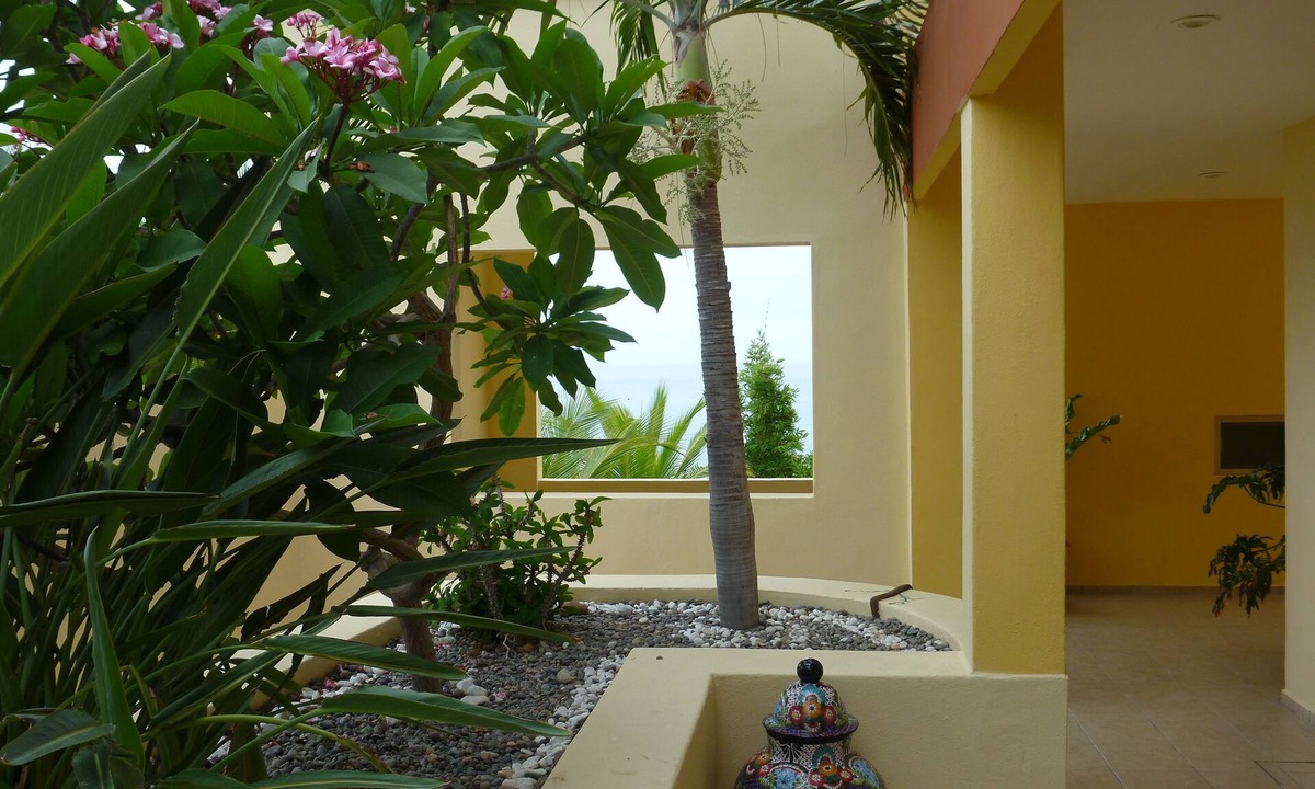 Buenavista Condo | Lovely Beach-Front East Cape Condo