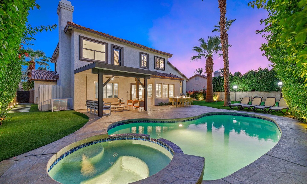 Estacio House | Lush Bliss Living - Private Yard, Walking distance to Coachella