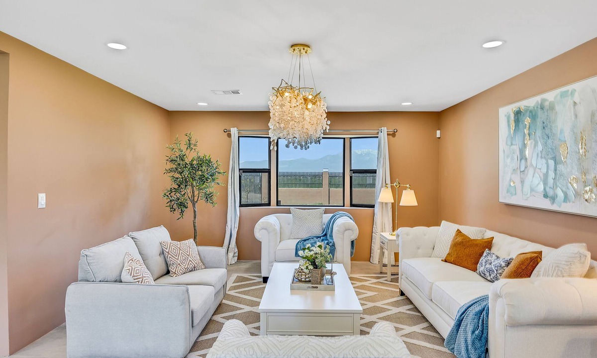Riverside House | LUX - A Dream Relax getaway Oasis Vacation Home with Amazing Views all around