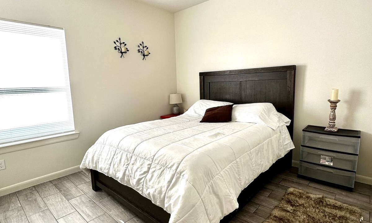 Pharr Apartment | Luxorous, stylish condo near Medical/south Mcallen