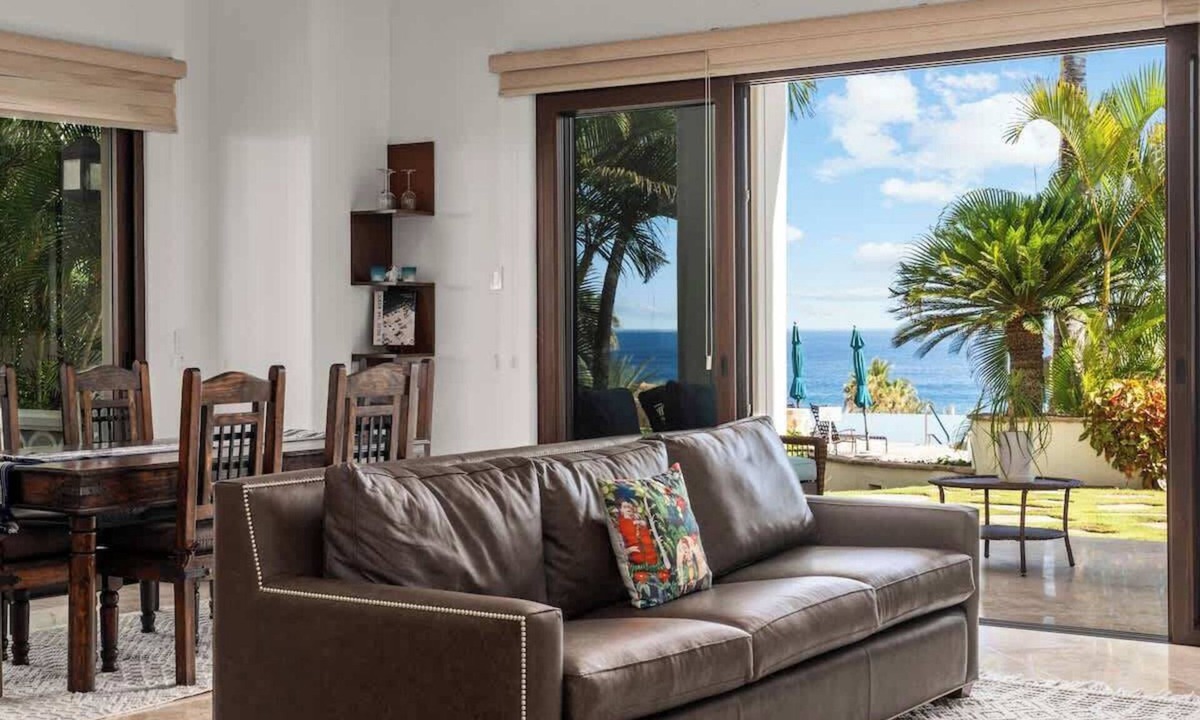Buzzards Condo | Luxurious Ocean View Retreat at El Encanto!