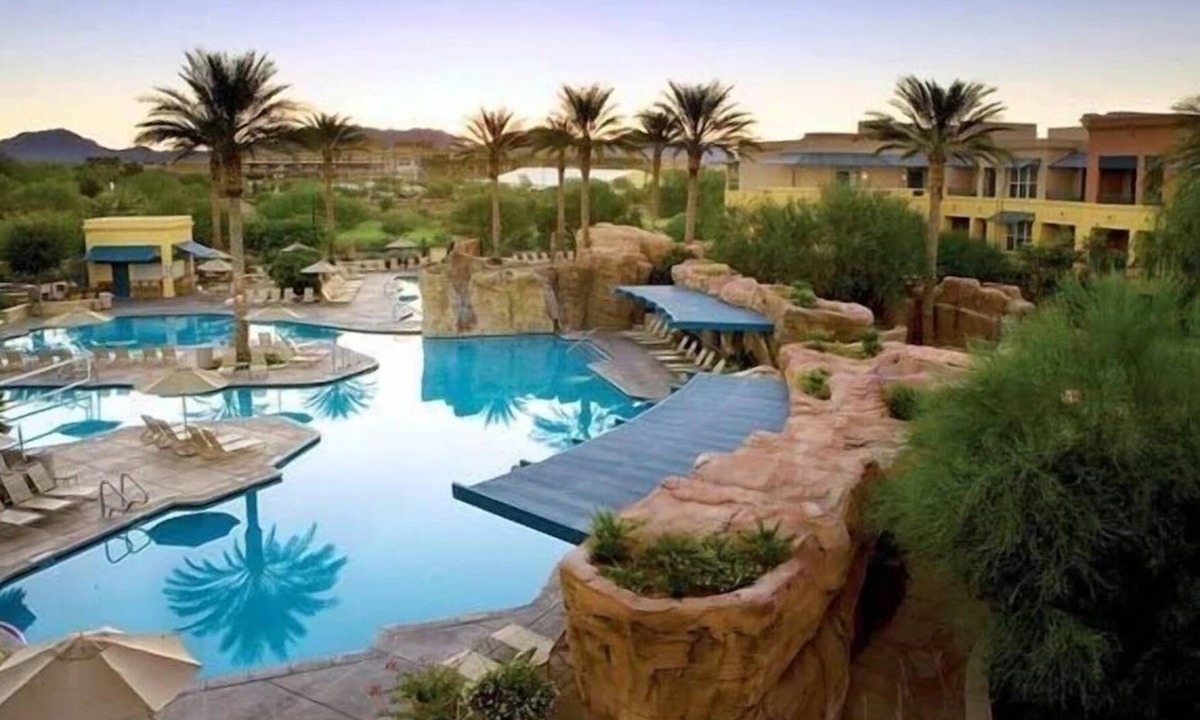 Desert Ridge Condo | Luxury accommodations at Marriott Canyon Villas! 2 bed/2 bath Villa. Best rates!
