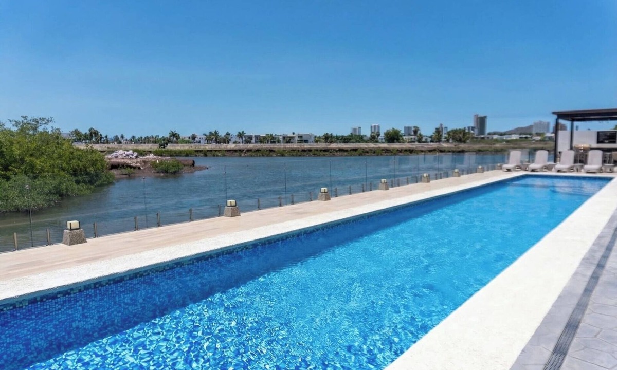 Marina Mazatlan Apartment | Luxury apartment with pool, spectacular views