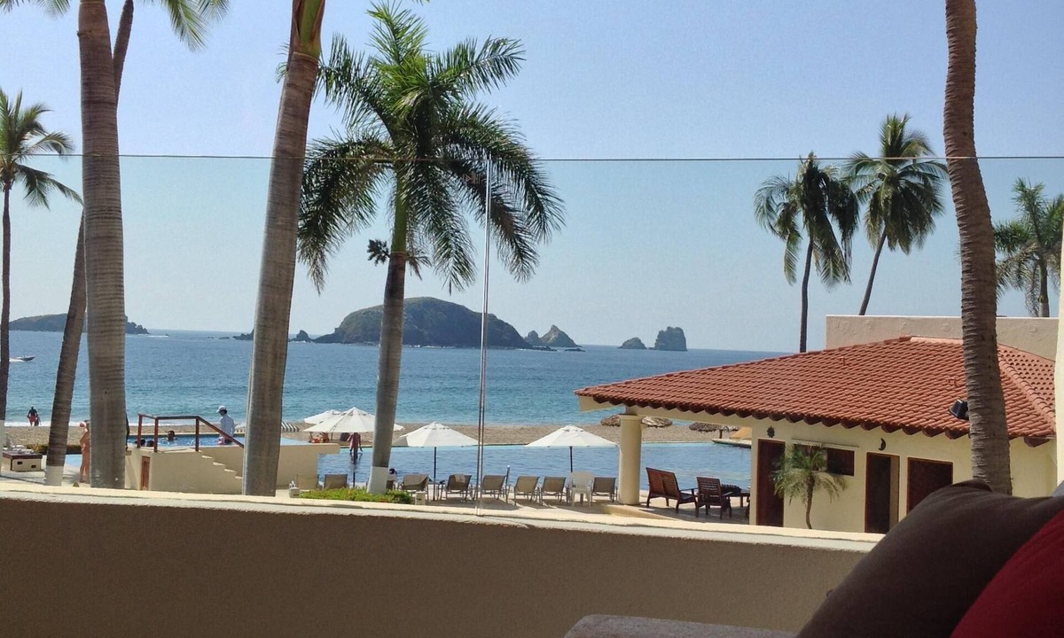Ixtapa Condo | Luxury Beachfront 3BR 2BA Private Condo, Beautiful Ocean Views