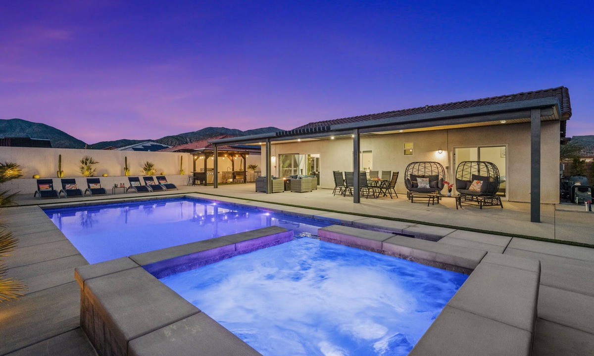 Desert Hot Springs House | Luxury Desert Hot Springs 4BR/3BA Vacation Home/Private Pool & Mountain Views