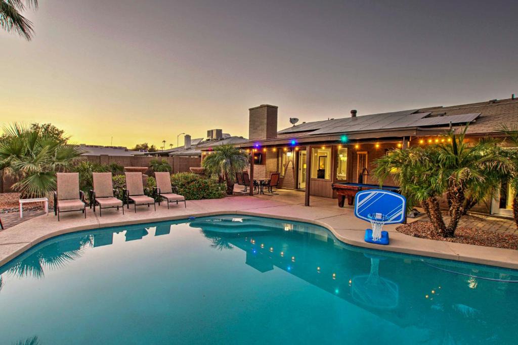 Paradise Valley Village House | Luxury Desert Oasis with Putting Green and Hot Tub!