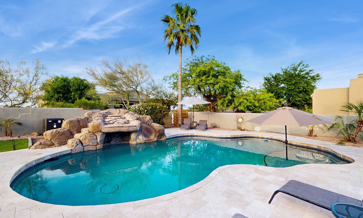 Fountain Hills House | Luxury home w/private pool & optional pool heat, rooftop patio & mountain views