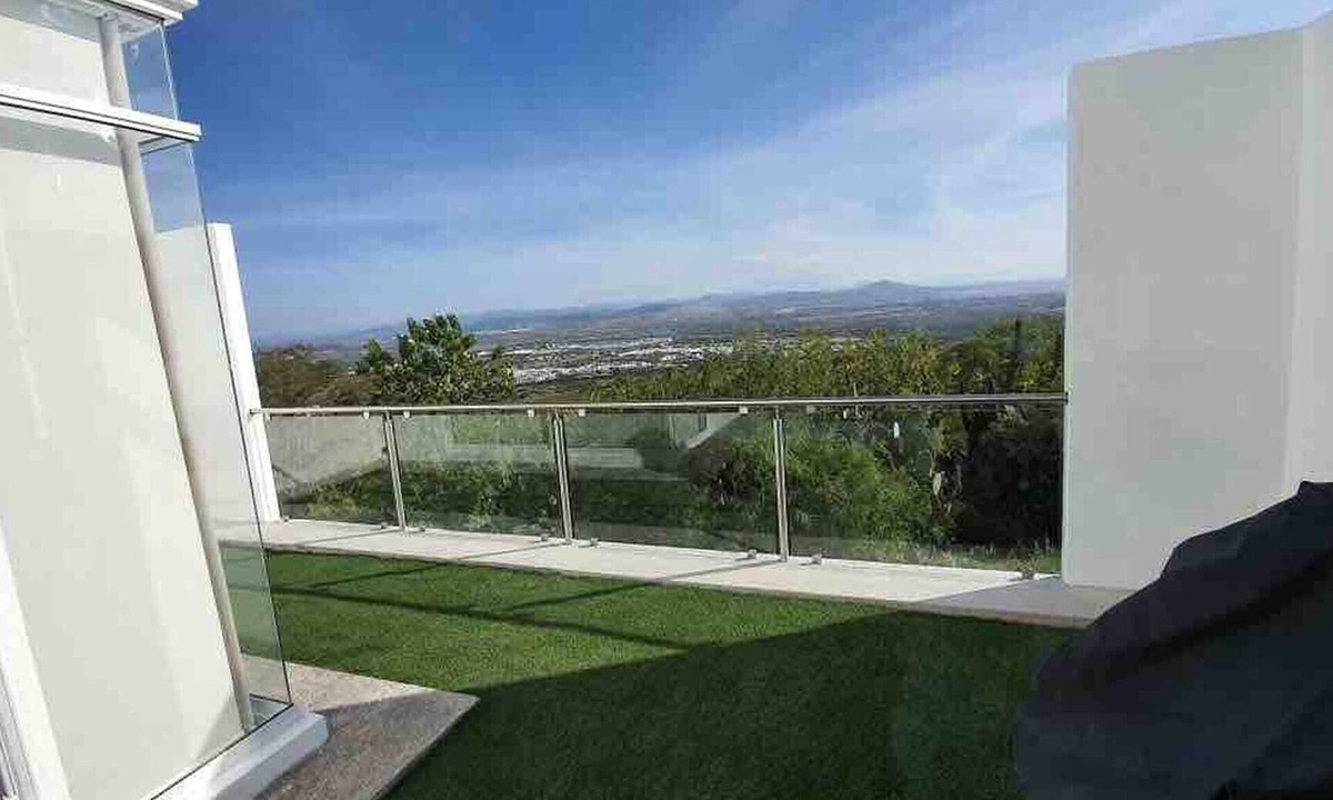 Queretaro House | Luxury house with all the amenities Gym Seg Aa cal Pool Tv Wifi