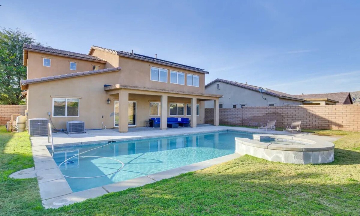 Indio House | Luxury Indio Home Big 2 story with game room & spa 10 minutes away from Casino
