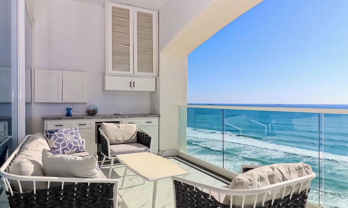 Rosarito Condo | Luxury-MarYSolCondo-Beachfront-4BR-11thFLR-Rosarto
