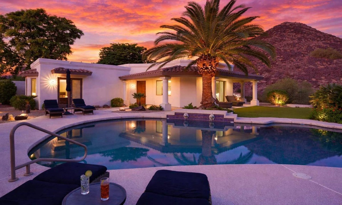 Central Scottsdale House | Luxury Mountain Estate-Guest Casita-Pool-Hot tub!