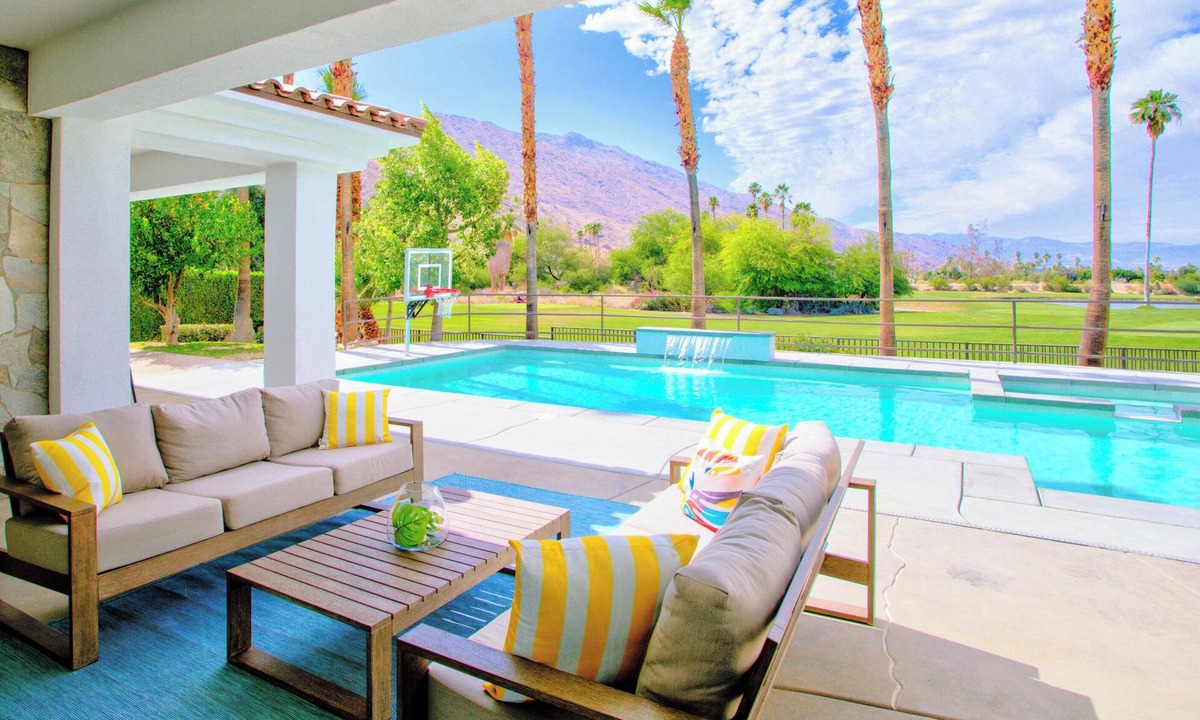 Palm Springs House | Luxury Palm Springs Home w/Heated Pool & Spa
