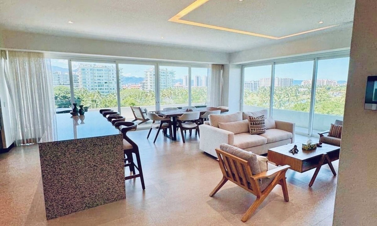 Marina Vallarta Apartment | Luxury Retreat, VGolf. Marina Vallarta.