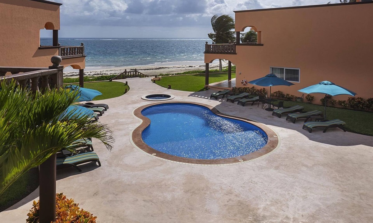 Puerto Morelos Condo | Luxury second floor two bedroom, two bath condo at Las Casitas