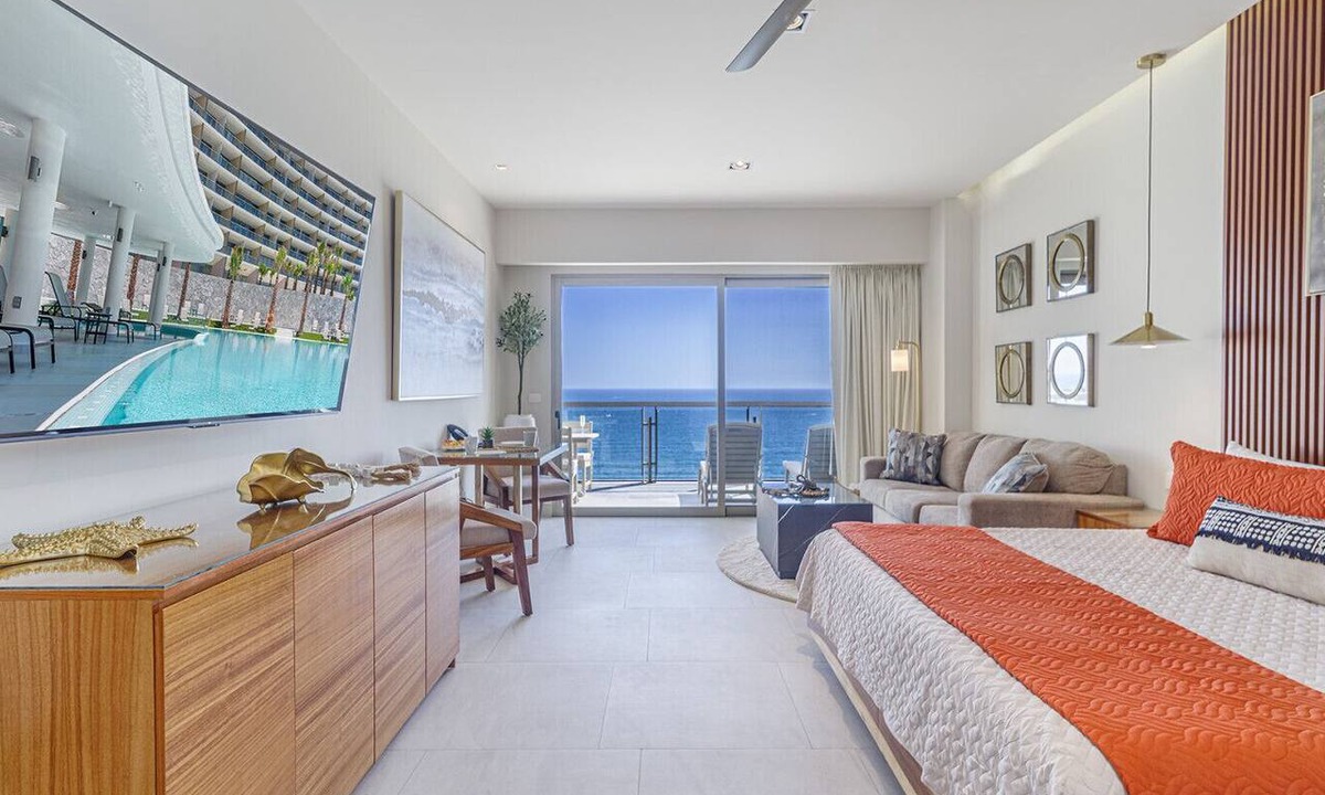 Bella Vista Apartment | Luxury Studio at Sonoran Star Resort