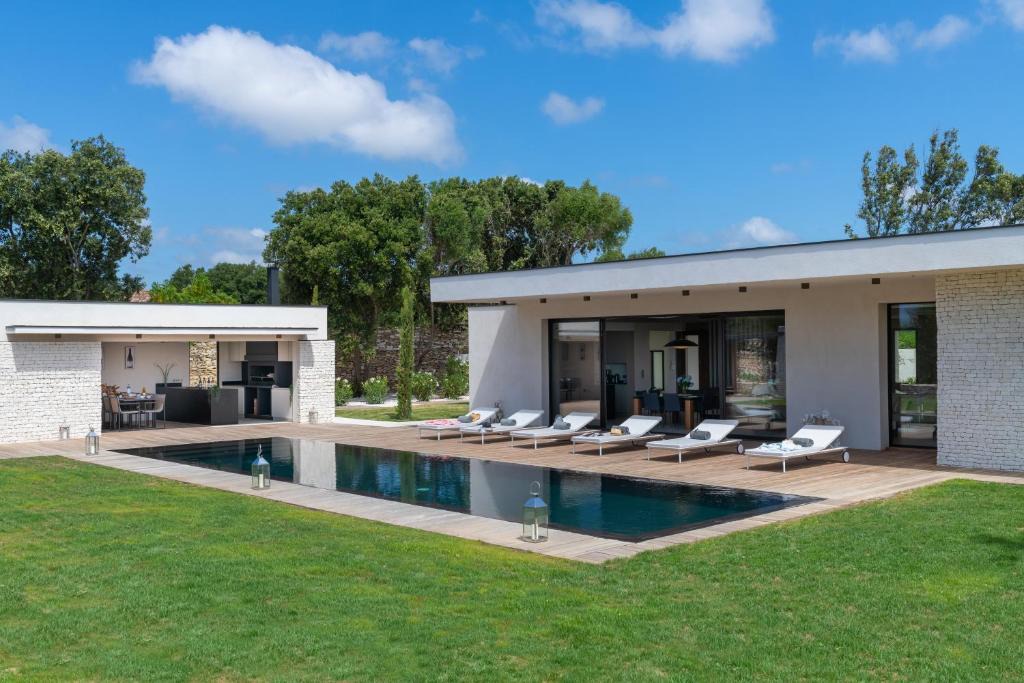 Bonifacio Villa | Maison d’exception dans les vignes à 5mn à pied de la plage Bonifacio